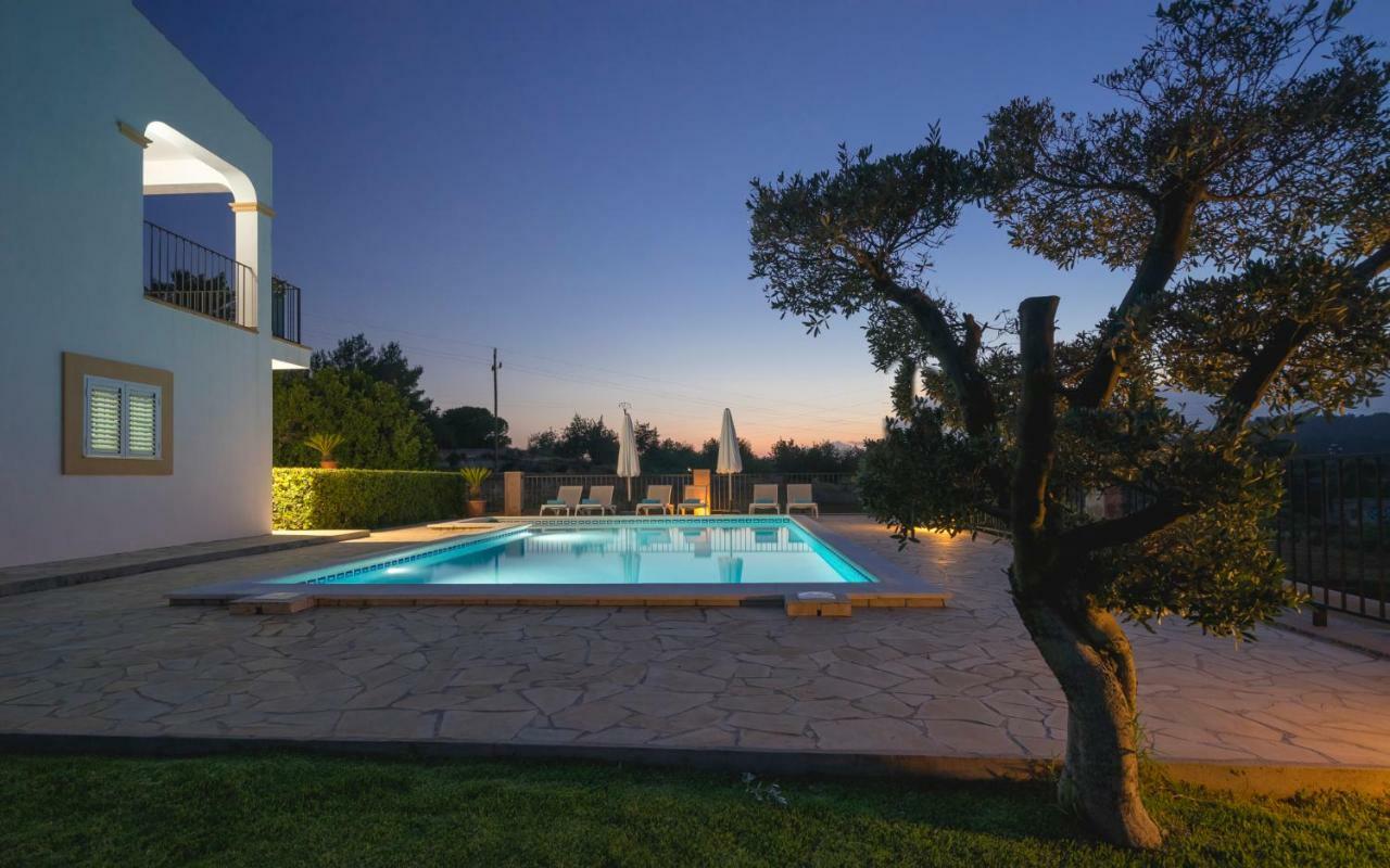 Can Roig Santa Gertrudis  Exteriör bild